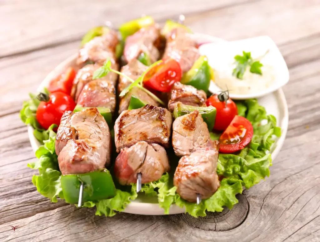 Brochette de boeuf-plat servi
